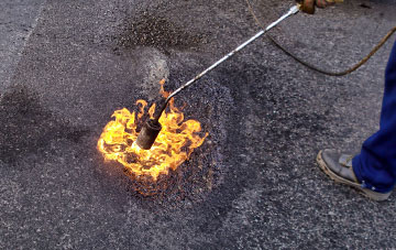 Enfield Lock flat roofing repairs